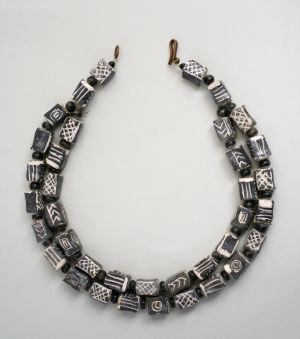 MUO-023672: Ogrlica: ogrlica