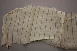 MUO-004299: Uzorak narodnog tkanja: uzorak narodnog tkanja