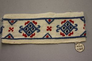 MUO-004307: Uzorak narodnog tkanja: uzorak narodnog tkanja