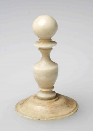 MUO-006935/09: pješak: šahovska figura