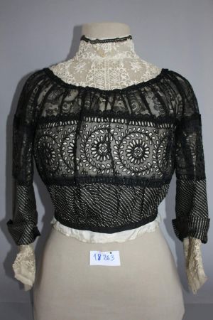MUO-018263: Bluza (dio haljine): bluza