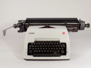 MUO-013172: OLYMPIA: pisaći stroj