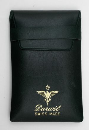 MUO-052107: Darwil: etui