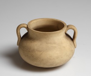 MUO-004169/33: Vazica (imitacije klasične keramike): vazica