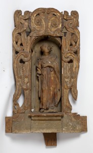 MUO-016512/03: Atika s kipom s pobočnog oltara iz Drivenika: atika oltara