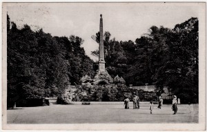 MUO-008745/256: Beč - Obelisk u parku Sch.: razglednica