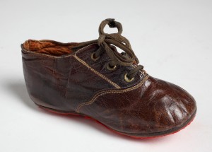 MUO-011432: Cipela: cipela