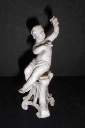 MUO-030563: Figurica: figurica