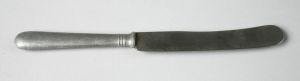 MUO-042309/11: Nož: nož