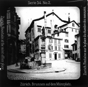 MUO-035115/02: Švicarska - Zürich; Gradski trg s fontanom: dijapozitiv