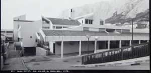 MUO-023935: Dom zdravlja Makarska: arhitektonska fotografija