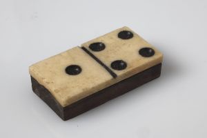 MUO-051650/13: Domino: pločica za domino