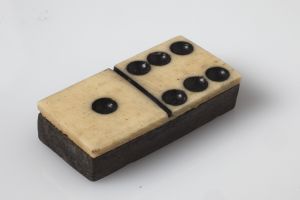 MUO-051650/15: Domino: pločica za domino