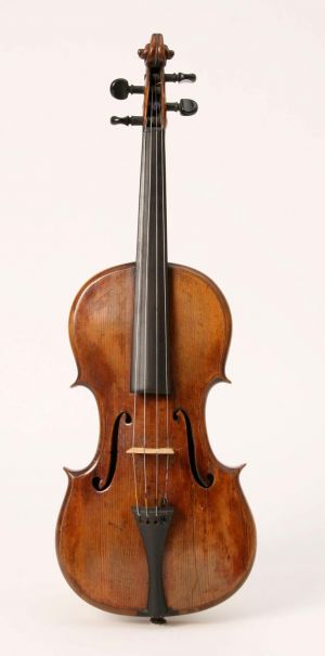 MUO-010186: Violina: violina