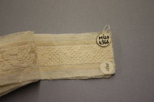 MUO-004366: Uzorak narodnog tkanja: uzorak narodnog tkanja
