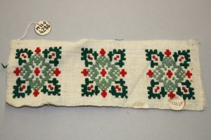 MUO-004286: Uzorak narodnog tkanja: uzorak narodnog tkanja