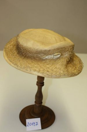 MUO-020137: Ženski šešir: šešir