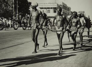 MUO-035734: Ljudska zaprega, Madras, 1955.: fotografija
