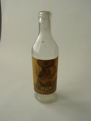 MUO-048917: BADEL Rum: boca