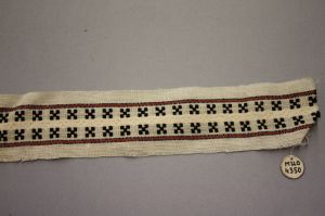 MUO-004350: Uzorak narodnog tkanja: uzorak narodnog tkanja