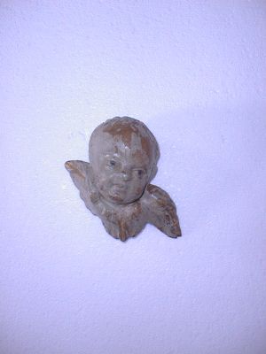 MUO-007096: anđeoska glavica: kip