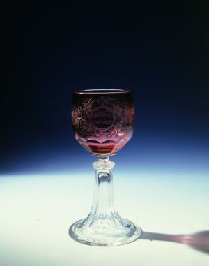 DIJA-1884: čaša