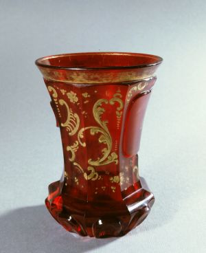 DIJA-1300: čaša