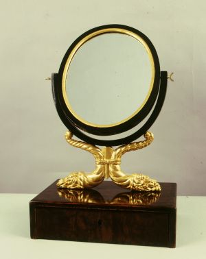 DIJA-1178: toaletno ogledalo