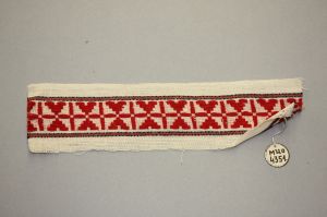 MUO-004351: Uzorak narodnog tkanja: uzorak narodnog tkanja