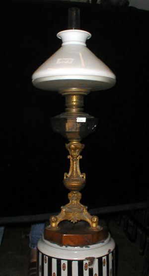 MUO-006319: Svjetiljka: svjetiljka
