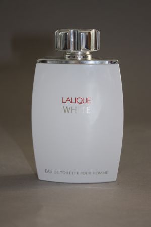 MUO-050228: Lalique White: parfemska bočica