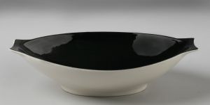 MUO-049036: Zdjela s ručkicama: zdjela