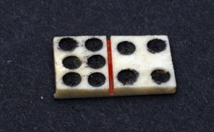 MUO-017741/03: Pločica za domino: pločica za domino