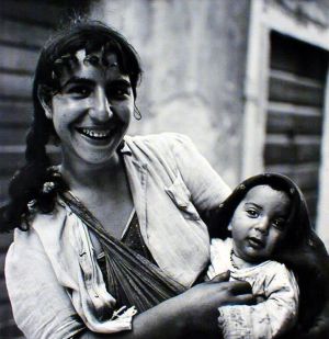 MUO-029490: Mama roma: fotografija