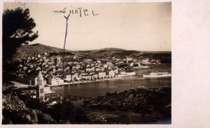 MUO-040891: Hvar- Panorama sa zapada: razglednica