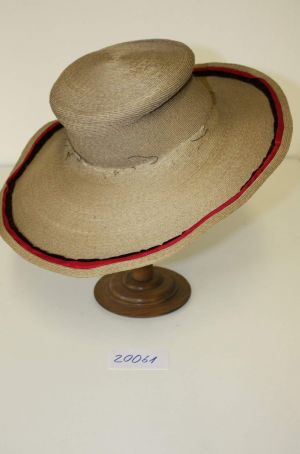 MUO-020061: Ženski šešir: šešir