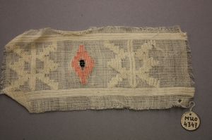 MUO-004347: Uzorak narodnog tkanja: uzorak narodnog tkanja