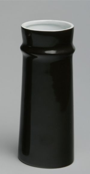 MUO-049097: Magnolija: vaza