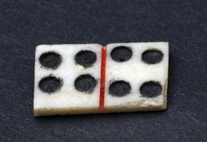 MUO-017741/12: Pločica za domino: pločica za domino