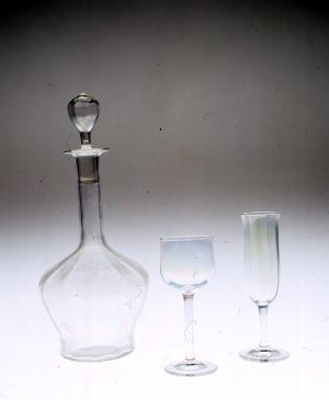 DIJA-5506: čaša : boca : dio servisa