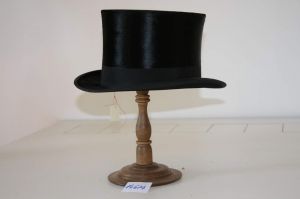 MUO-014674: cilindar: šešir