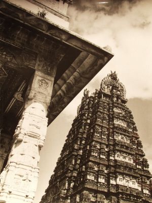 MUO-035614: Indijski hram  - Tirukalikundram kod Madrasa, 1955.: fotografija