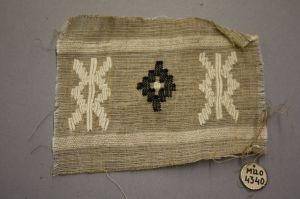 MUO-004340: Uzorak narodnog tkanja: uzorak narodnog tkanja
