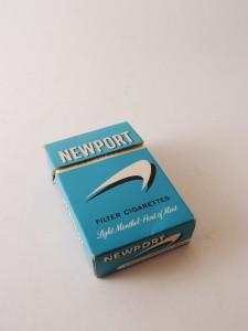 MUO-021640: NEWPORT FILTER CIGARETTES: kutija za cigarete