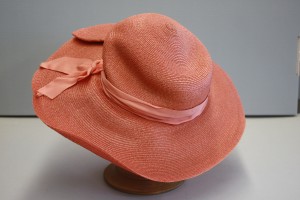 MUO-012670: Ženski šešir: šešir