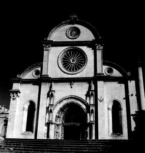 MUO-052676: Šibenska katedrala-zapadno pročelje.: fotografija