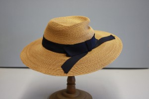 MUO-014677: Ženski šešir: šešir