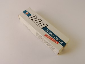 MUO-021642: Odol zubna pasta: kutija za zubnu pastu