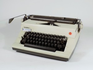 MUO-015831: OLYMPIA: pisaći stroj