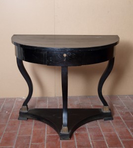MUO-002553: Konzolni stol: konzolni stol